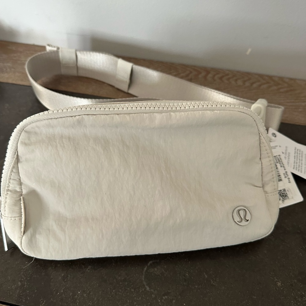 Lululemon Bone Crossbody Belt Bag